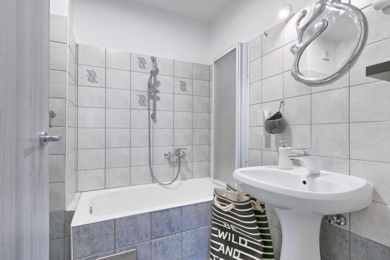 Modern Oasis Apartment PUY Eksteriør bilde